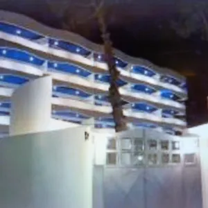 https://apartamento-ones-playa-mero.catalonia-hotels.com